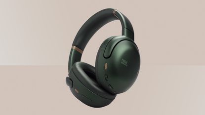 JBL Tour One M3 green