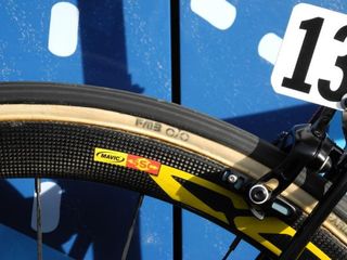 Garmin-Cervelo mounted the FMB Paris Roubaix tires to Mavic's new M40 Cosmic wheels.