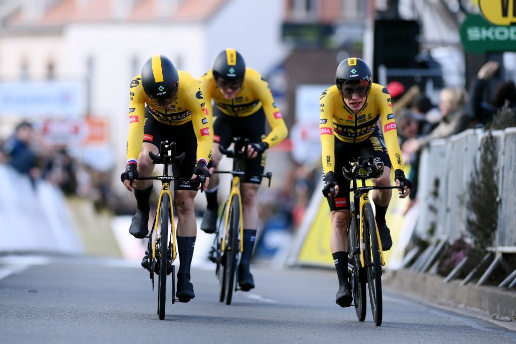 Paris-Nice stage 3: Jonas Vingegaard crosses the line as teammate Nathan Van Hooydonck misses out on taking the race lead 