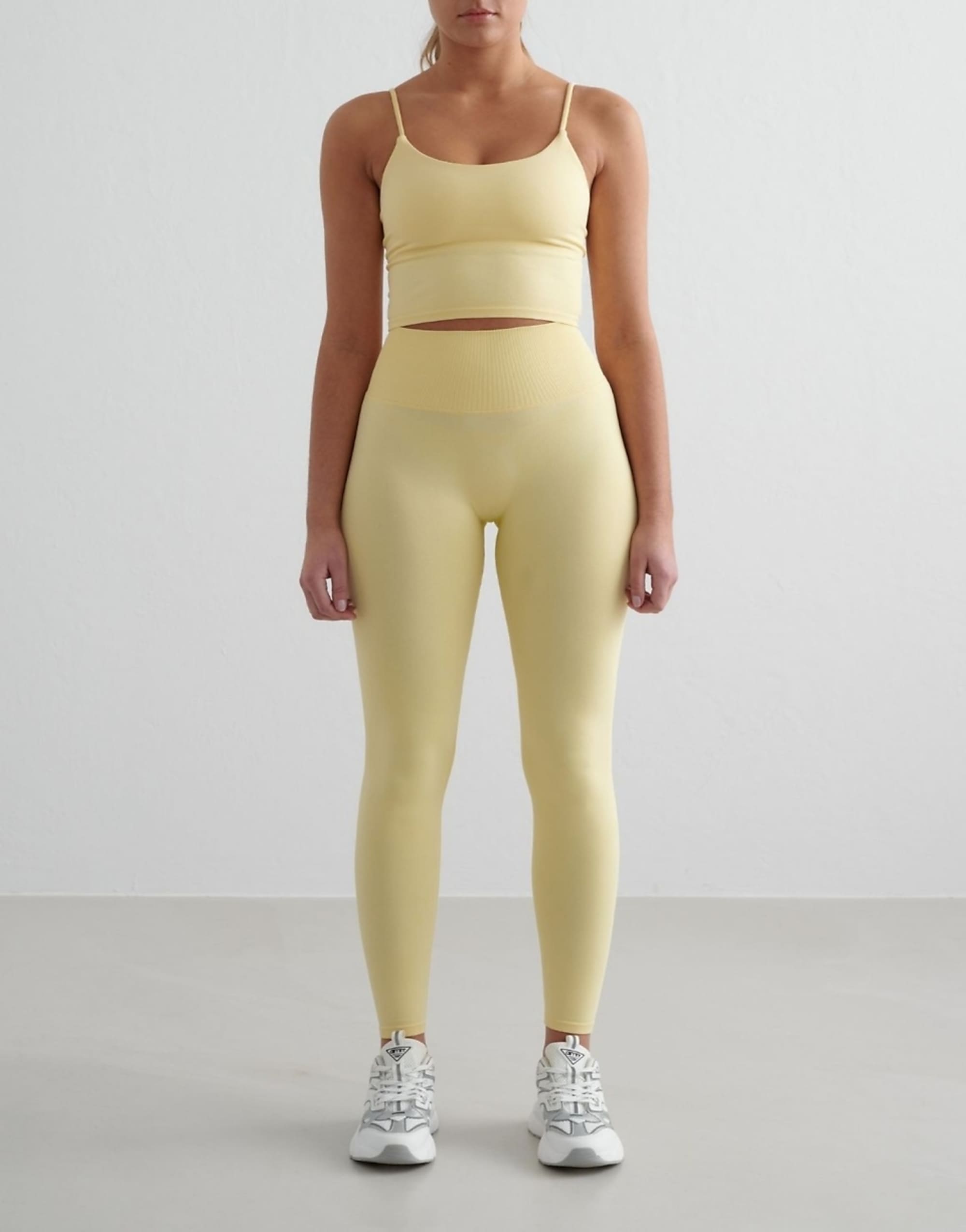 Aimn Mellow Shape Seamless Petite Tights in Light Yellow