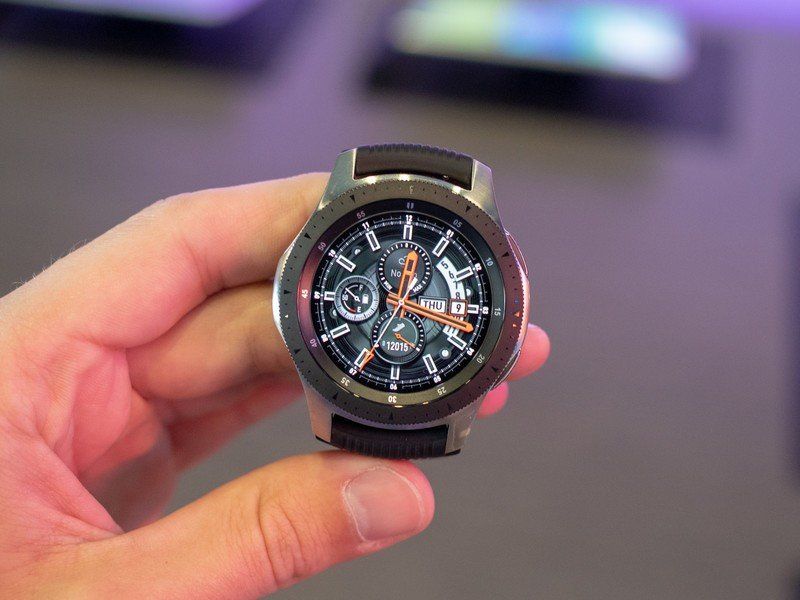 forerunner 945 vs polar vantage v