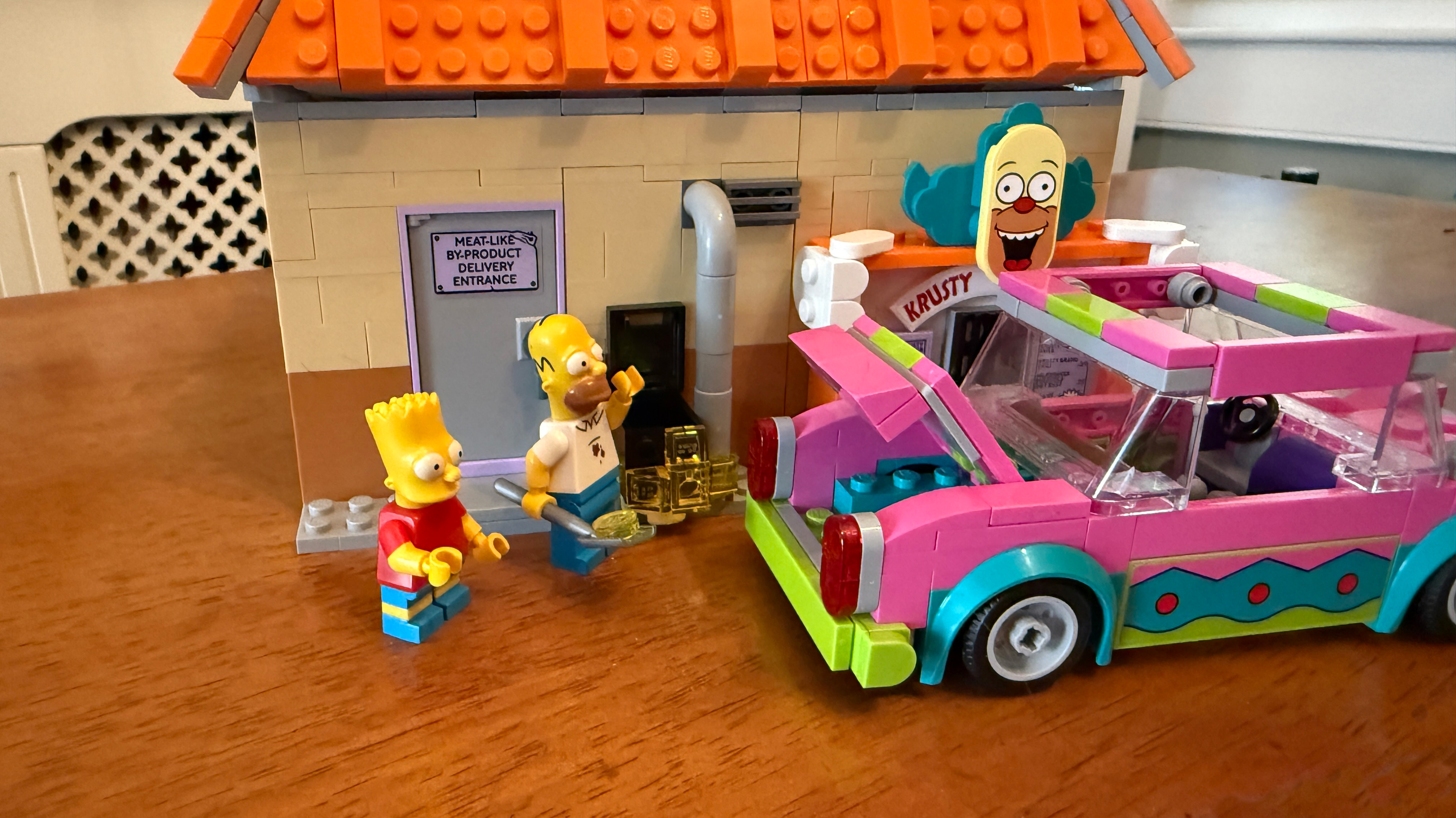 Homer stealing grease in the Lego The Simpsons Krusty Burger (10352) set