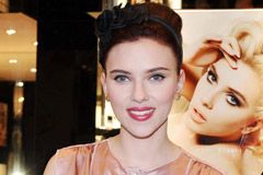 Scarlett Johansson, Dolce & Gabbana, celebrity gossip, Marie Claire