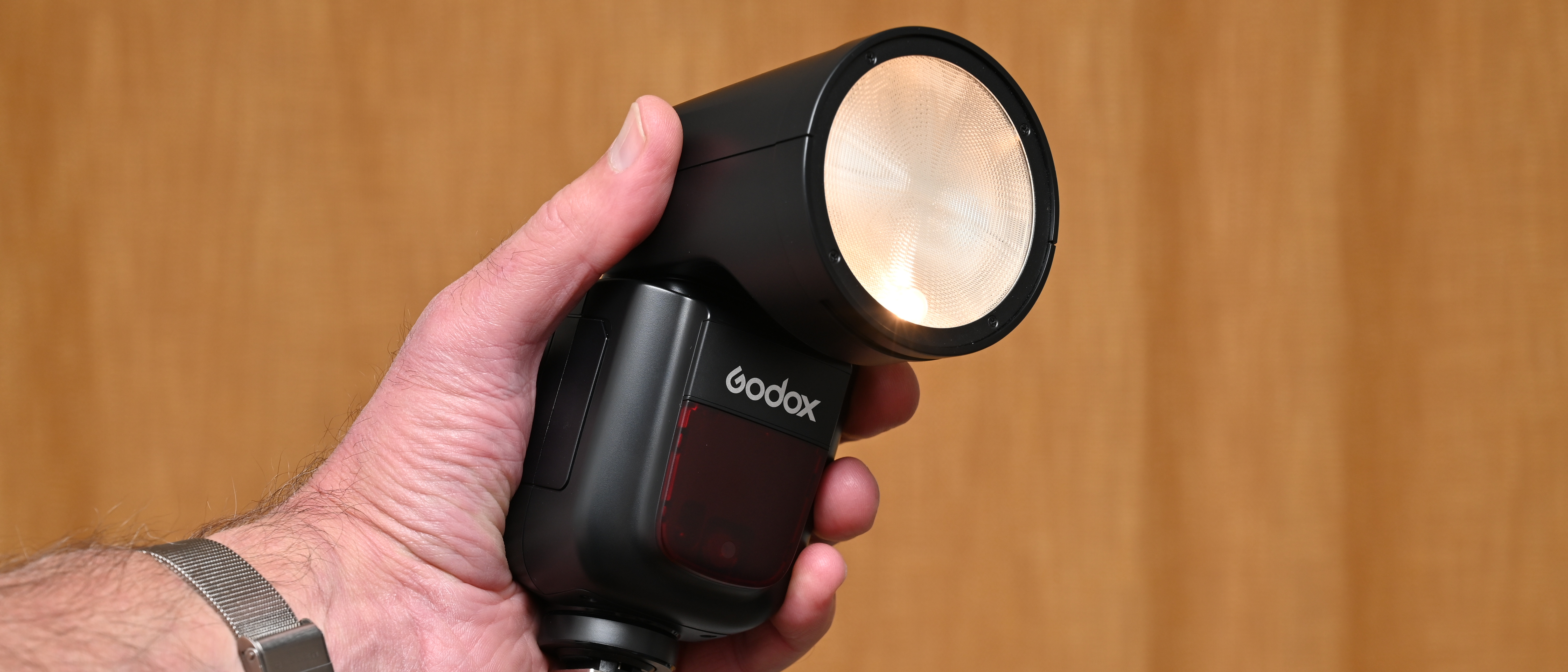 Godox V1 Review  A Speedlight Disguised as a Studio Strobe