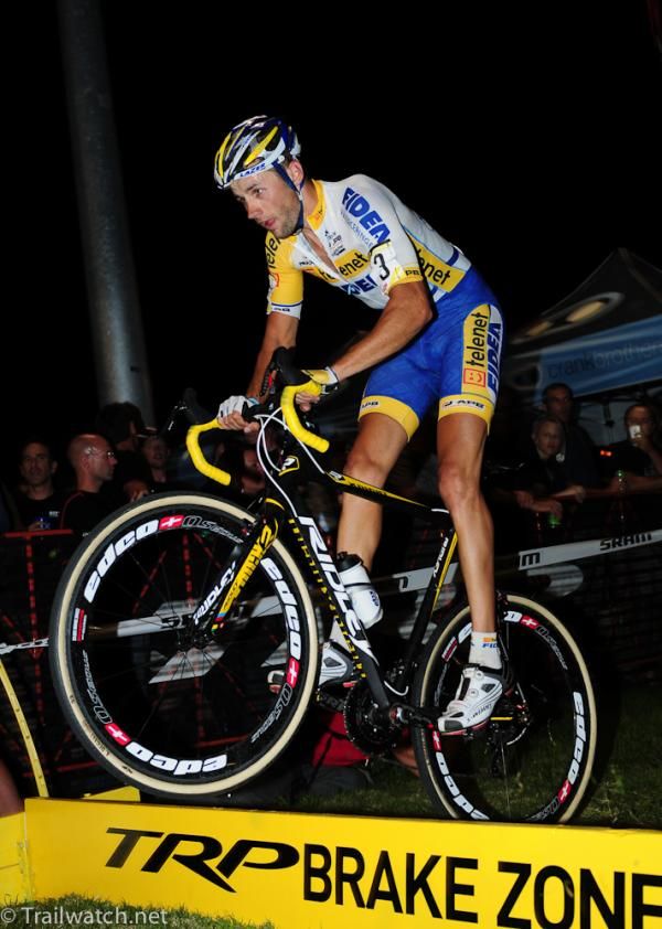 Rob Peeters (Telenet-Fidea Cycling Team) jumping the barriers