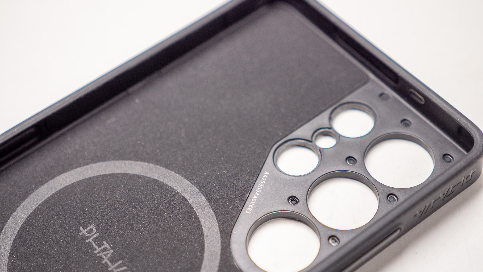 The black and gray Pitaka PinButton case for the Samsung Galaxy S25 Ultra