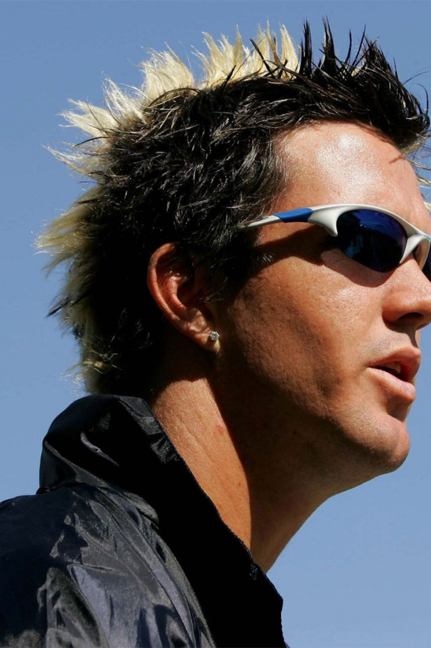 worst-sporting-hairstyles-12-1556697723-fZF5-column-width-inline
