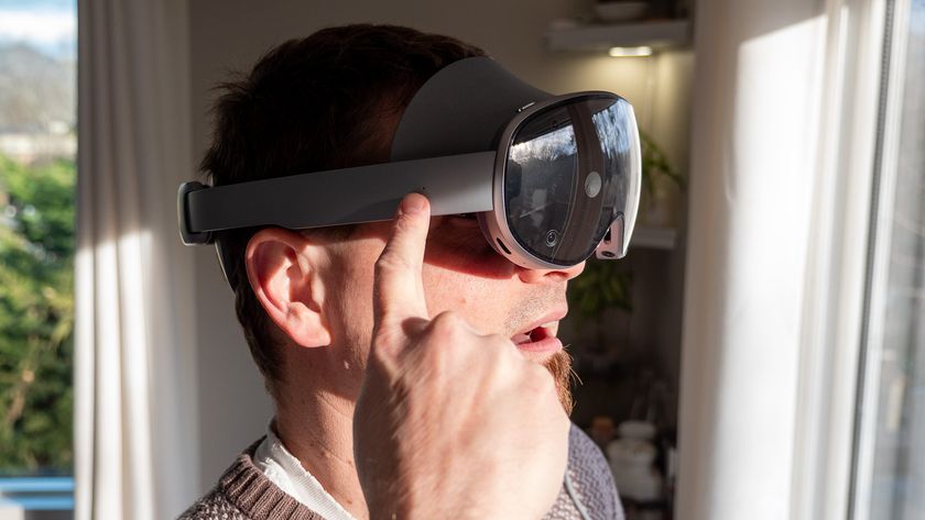 Tapping the touch pad on the right side of the Samsung Galaxy XR