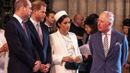 Britain's Meghan, Duchess of Sussex (2R) talks with Britain's Prince Charles, Prince of Wales (R) as Britain's Prince William, Duke of Cambridge, (L) talks with Britain's Prince Harry, Duke of Sussex, (2L) as they all attend the Commonwealth Day service at Westminster Abbey in London on March 11, 2019. - Britain's Queen Elizabeth II has been the Head of the Commonwealth throughout her reign. Organised by the Royal Commonwealth Society, the Service is the largest annual inter-faith gathering in the United Kingdom.