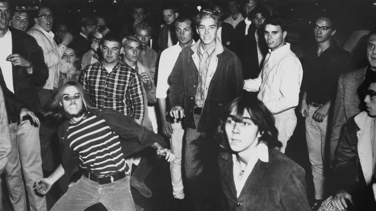 Approximately 1000 young music fans gathered at the Pandora's Box club on Sunset Strip to protest a 10pm curfew imposed by local residents during the "Sunset Strip Curfew Riots" aka "hippie riots" on November 12, 1966