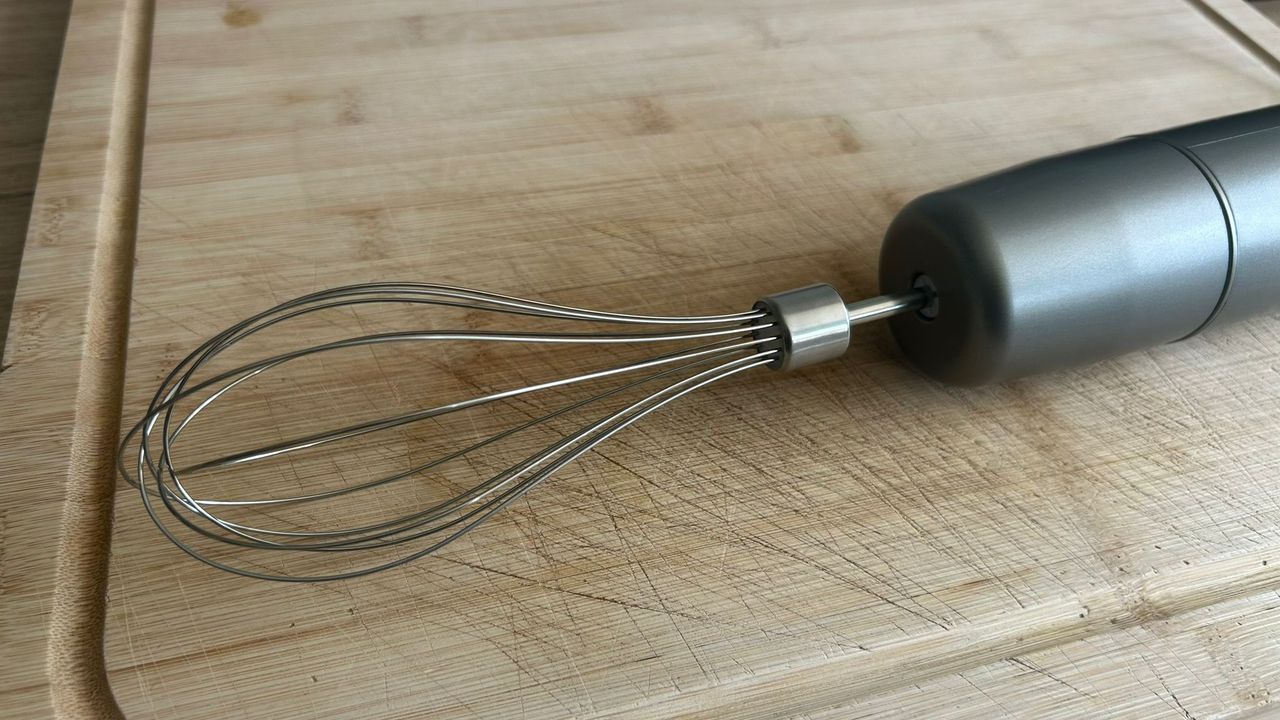 Cuisinart Power Blend Immersion Blender with chef's whisk attachment