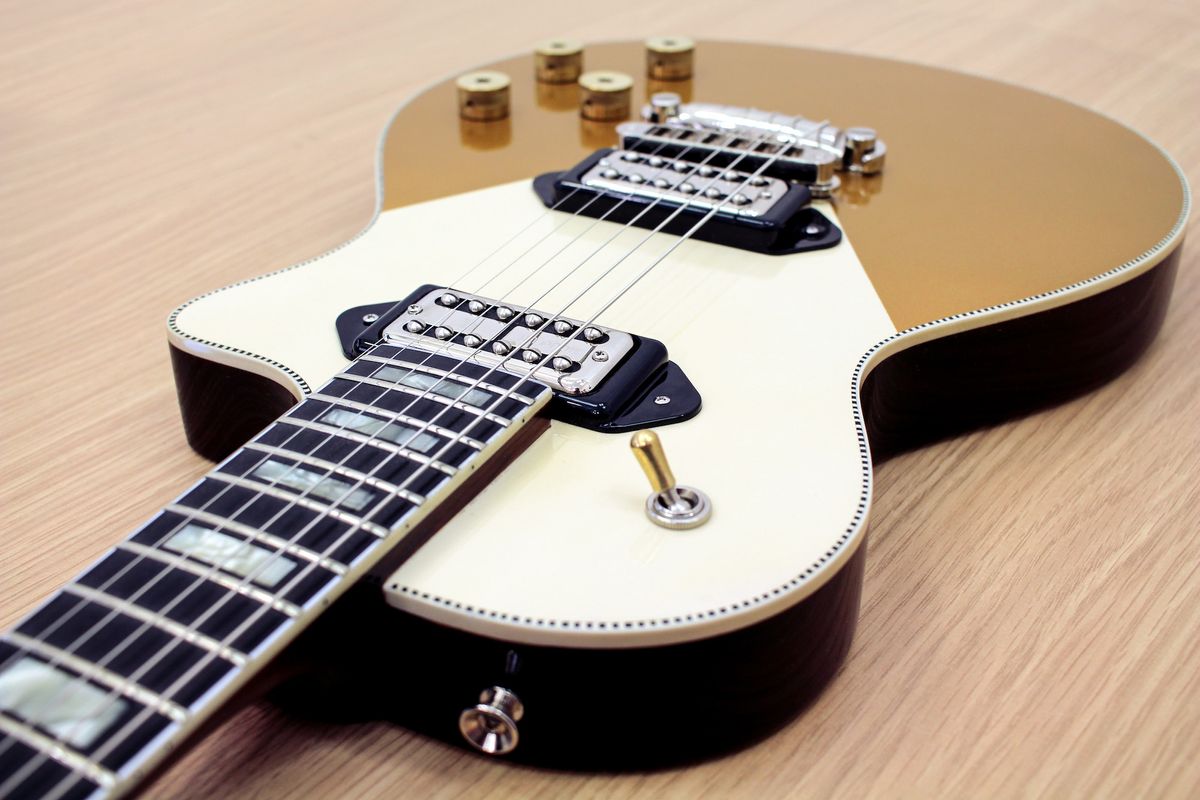 Orange's new OE-1 guitar