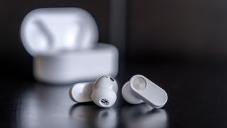 OnePlus Nord Buds 2 earbuds loose.