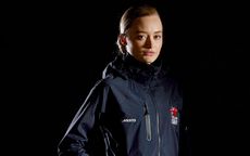 ARTICLE-MUSTO-HH-Dark-Backdrop-26-640X400-RESIZEDHIGH.jpg