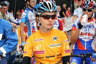 Luise Keller (Team Columbia) has a good team and just needs to eat and drink