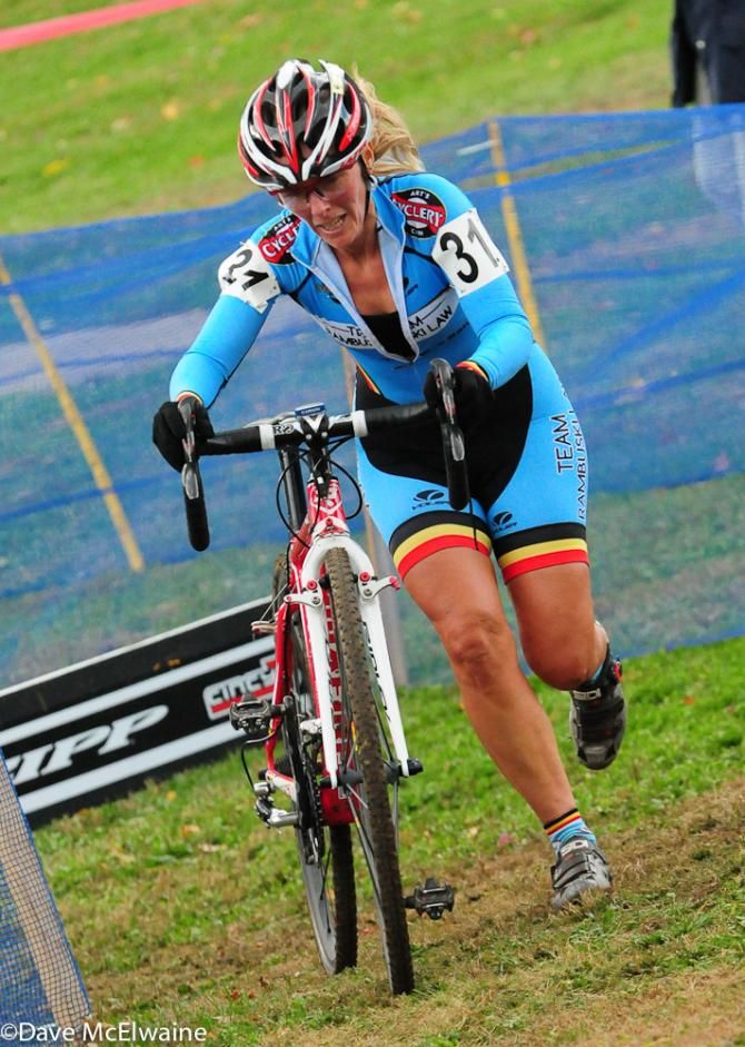 Katerina Baumsteiger (Team Rambuski Law) getting ready to remount her machine