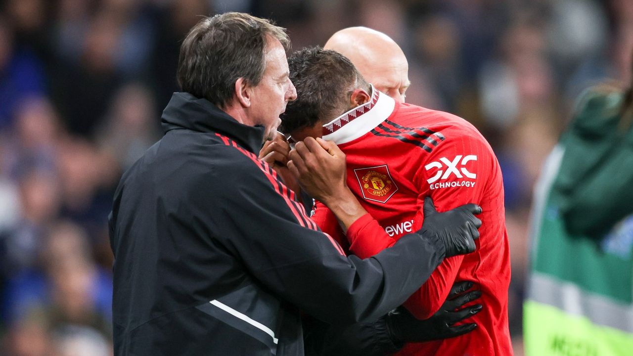 French defender Raphaël Varane was injured in Man Utd’s 1-1 draw at Chelsea