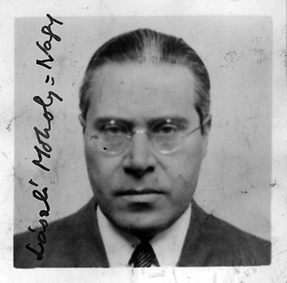 Hungarian artist L&aacute;szl&oacute; Moholy-Nagy, 20th-century art, plastics