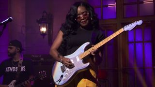 H.E.R. performs on Saturday Night Live