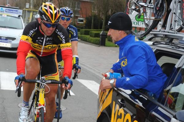 Not a good day for Belgian champion and 2005 De Panne winner Stijn Devolder (Vacansoleil-DCM)
