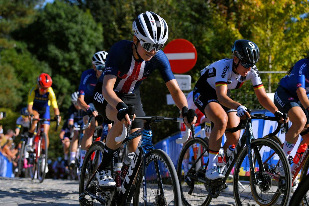 LEUVEN BELGIUM SEPTEMBER 25 Ruth Winder of United States competes during the 94th UCI Road World Championships 2021 Women Elite Road Race a 1577km race from Antwerp to Leuven flanders2021 on September 25 2021 in Leuven Belgium Photo by Luc ClaessenGetty Images