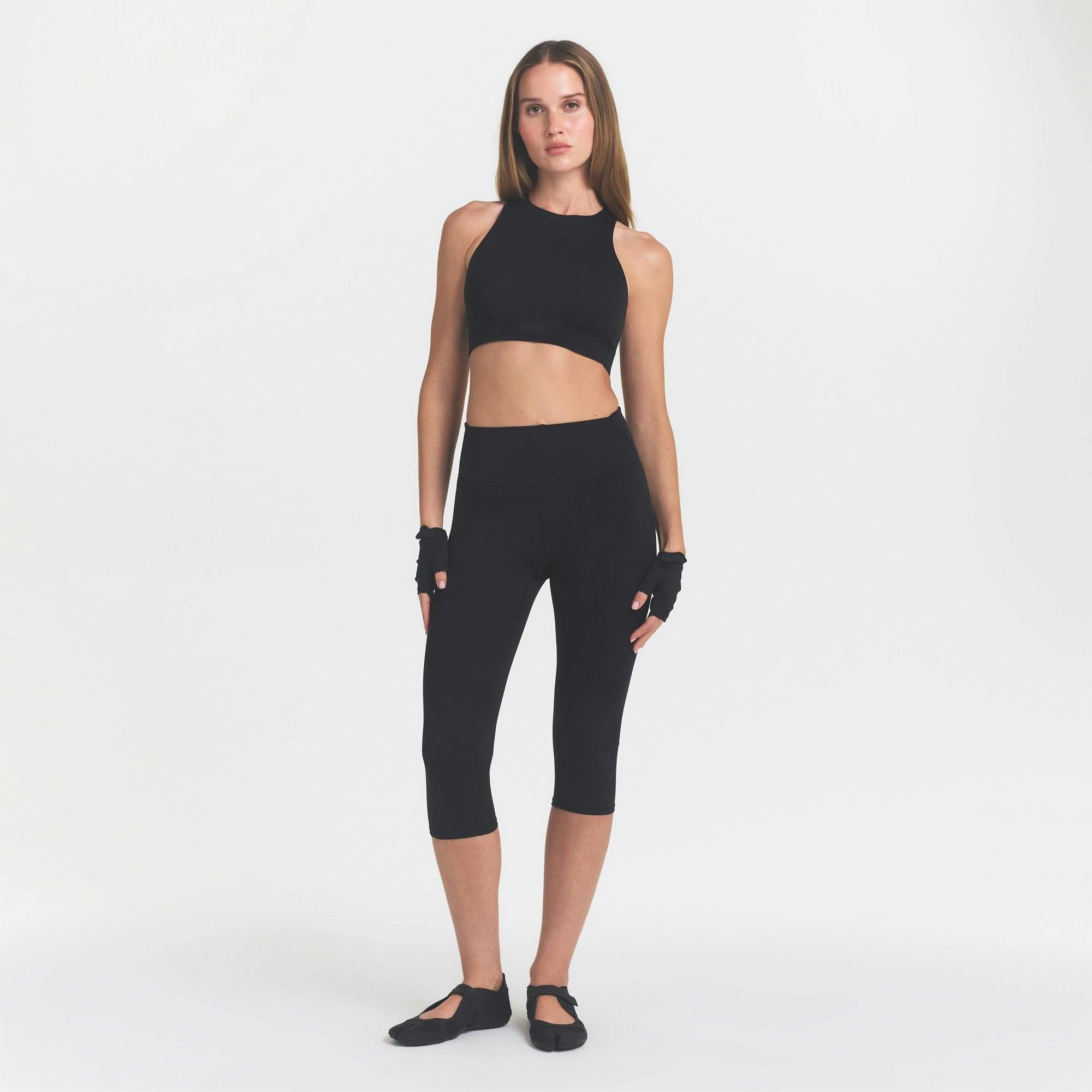 Nikeskims Matte 17" Capri Legging | Obsidian | Xxs