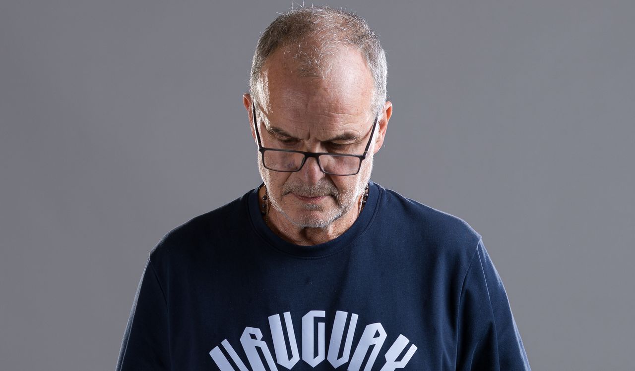 Quote of the day by Uruguay manager Marcelo Bielsa: "I'm not a model" - why the legendary coach remains a unique, refreshing presence at the 2026 World Cup