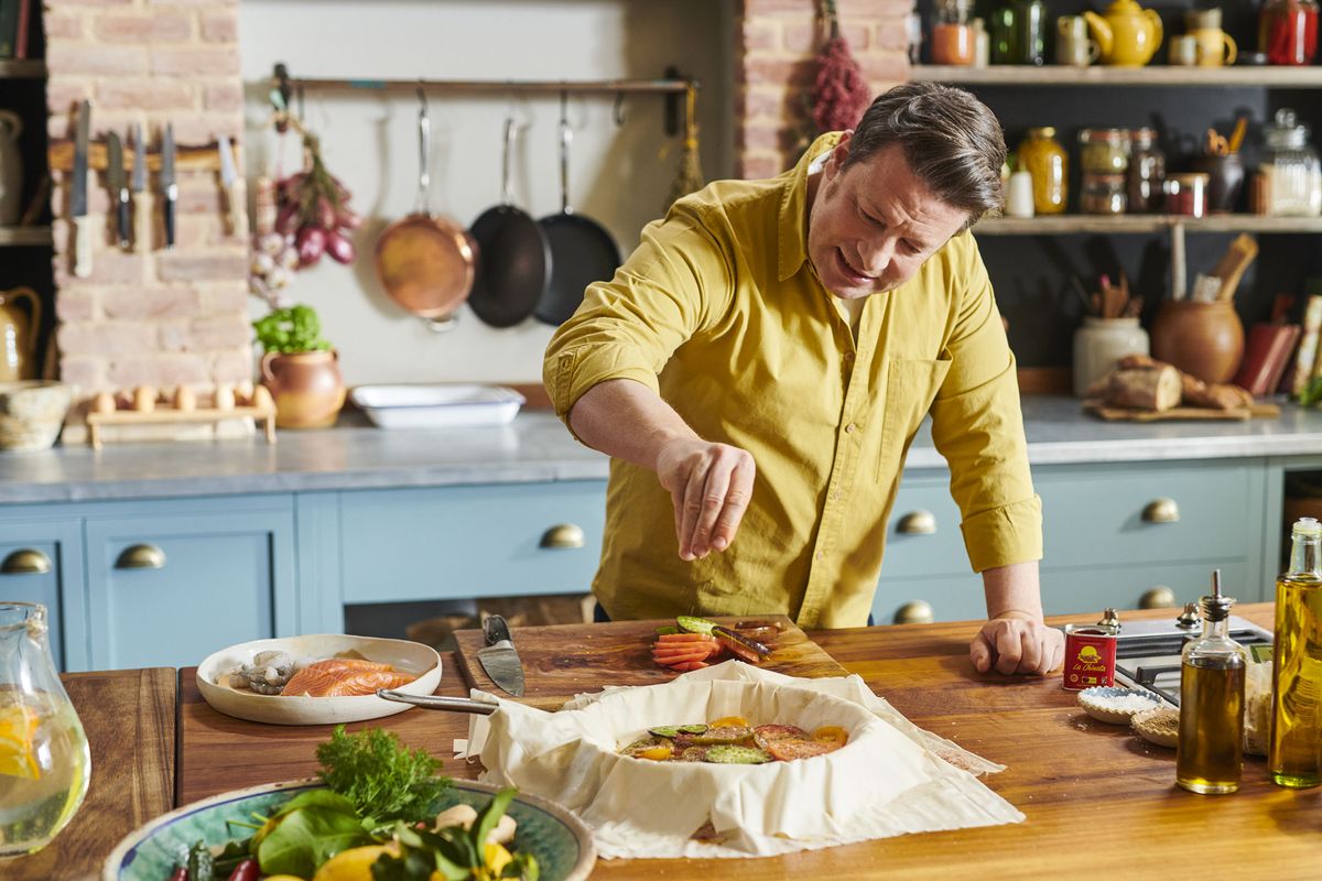 Jamie's One-Pan Wonders: air date, recipes, interview, more | What to Watch