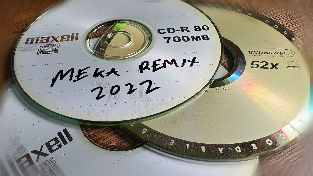 Condanna per violazione di copyright: il caso del 'pirata retro' e i CD remix