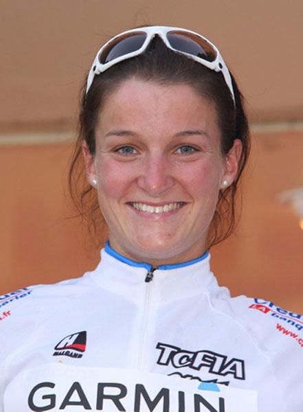 Lizzie Armitstead in the white jersey.