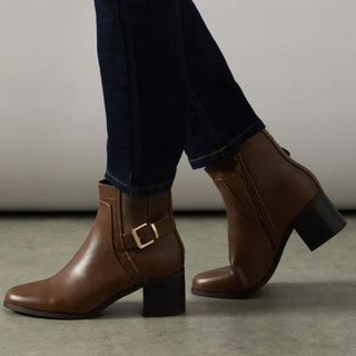 brown boots