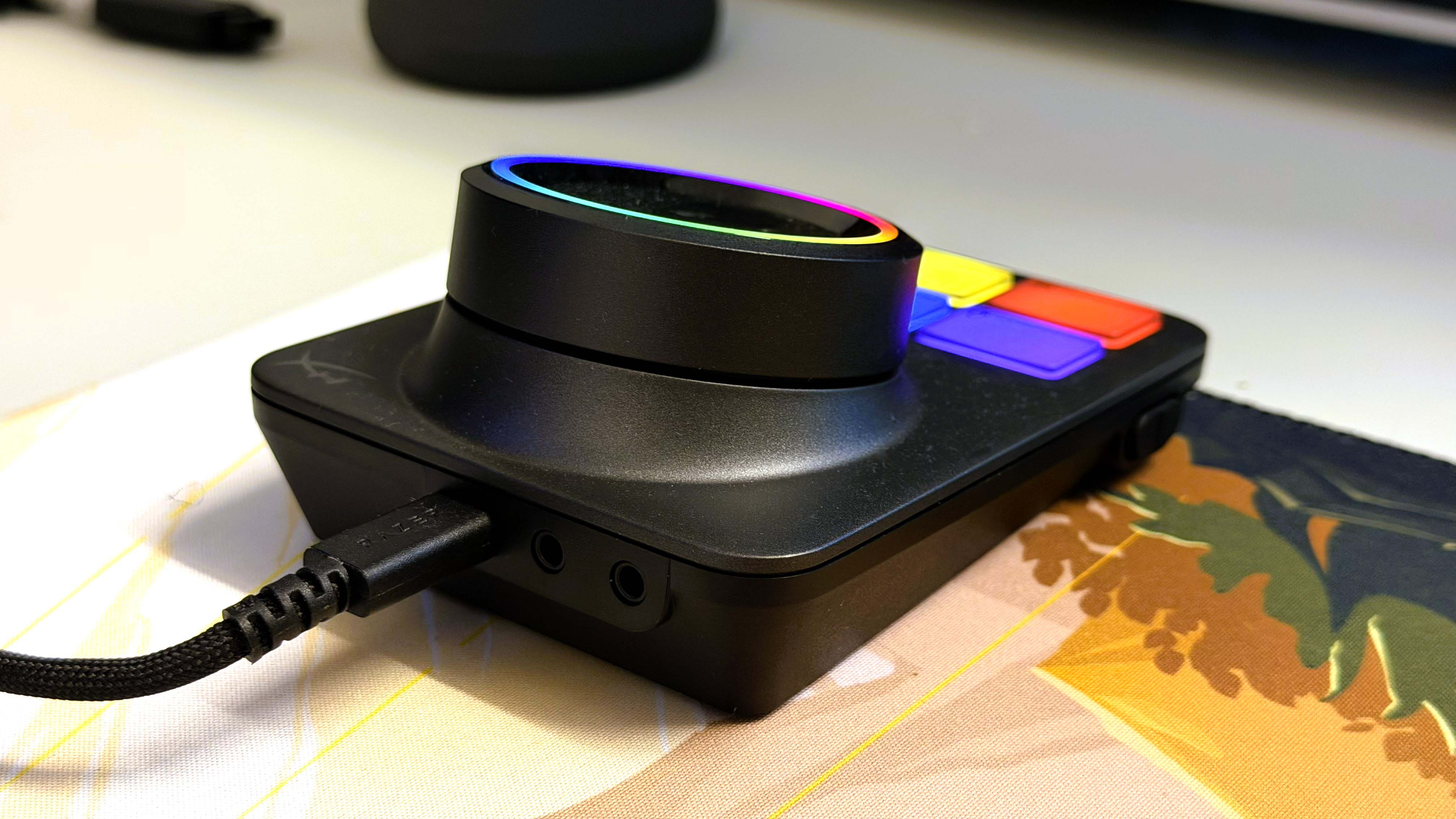 HyperX Cloud Alpha 2 Wireless gaming headset base station