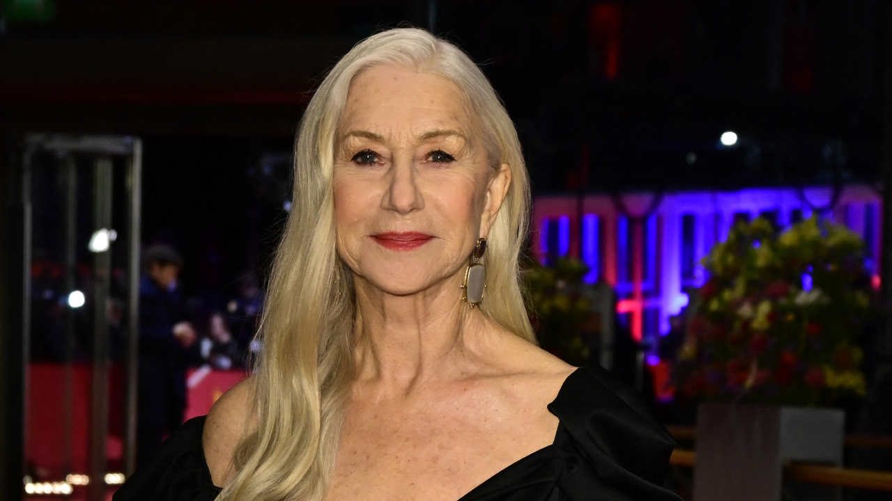 Helen Mirren&#039;s blue hair