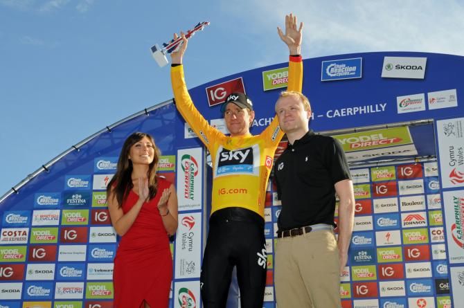 Bradley Wiggins stays in the lead after stage 5