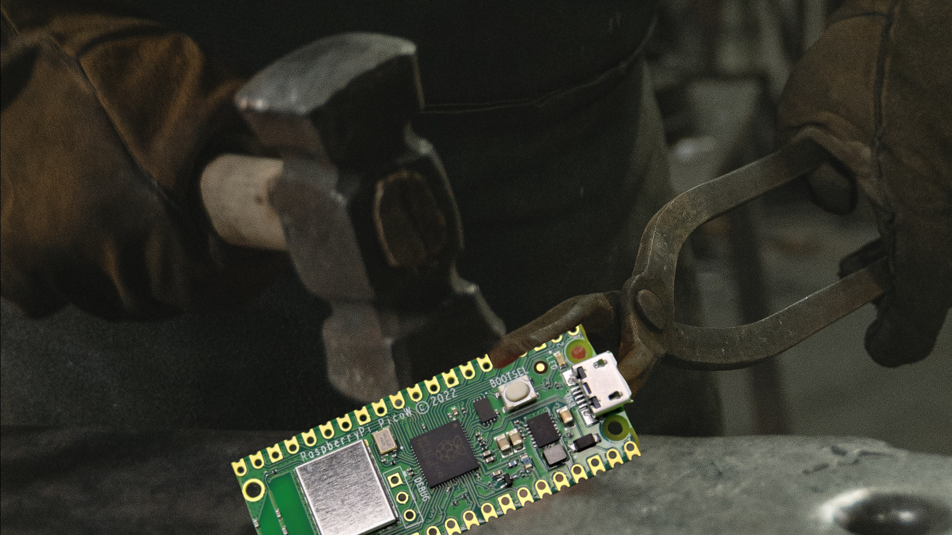 Cytron Maker Pi Pico Review: Versatile electronics experiments