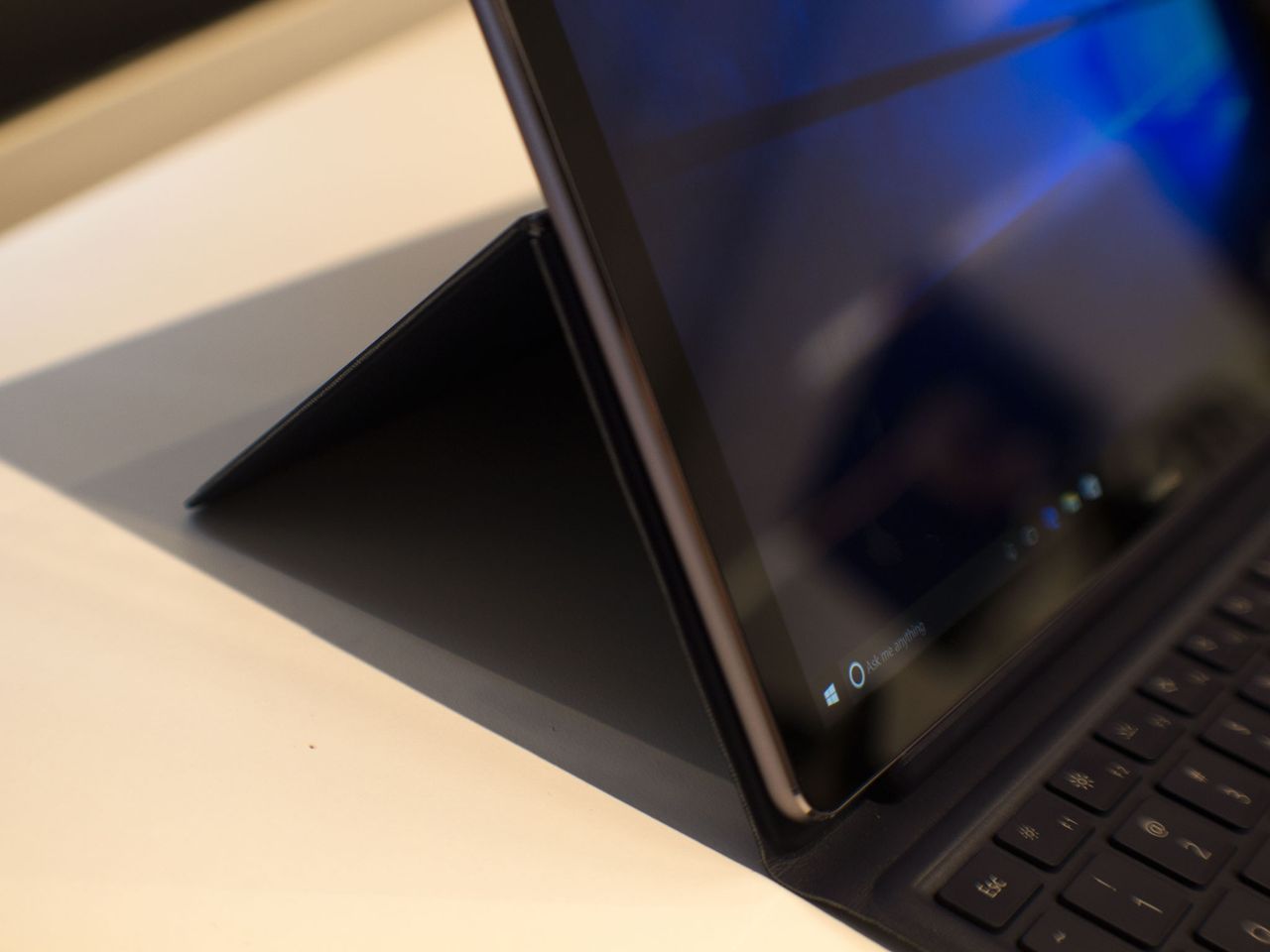 MateBook X