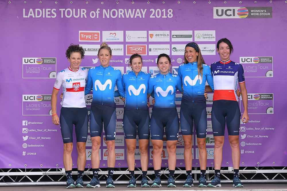 Malgorzata Jasinska and her Movistar teammates in 2018