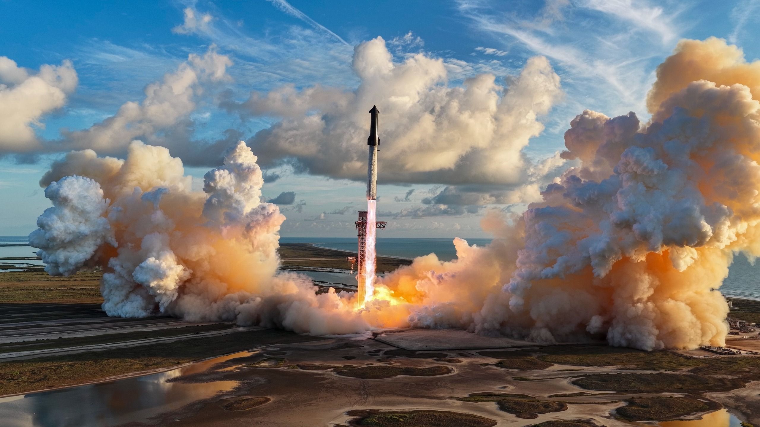 Starship Reaches Orbit for First Time on Flight 14