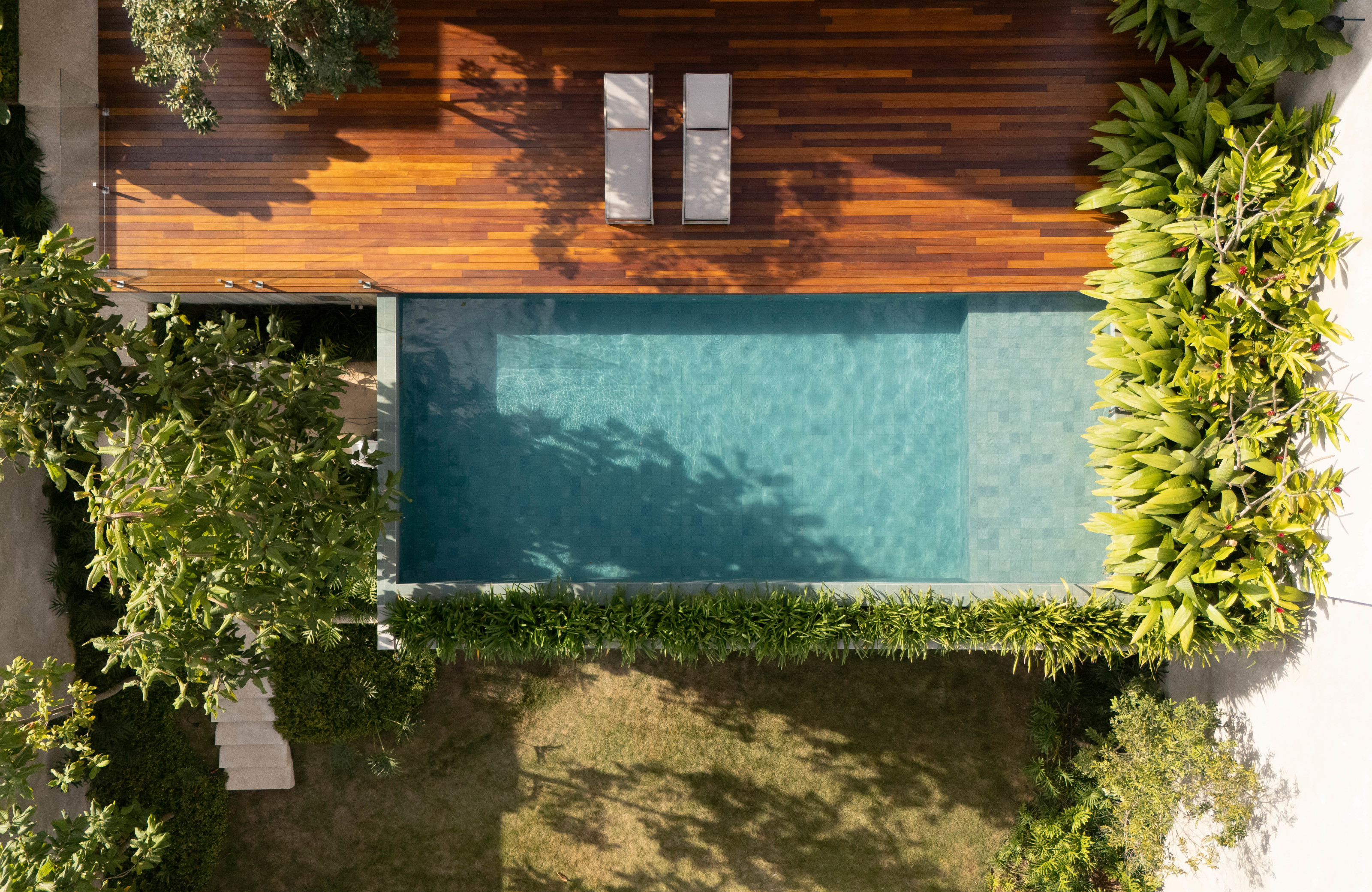 Drone&#039;s eye view of the pool and terrace