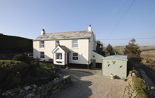 PROPERTY UNDER 500 higher langdon farmhouse main photo
