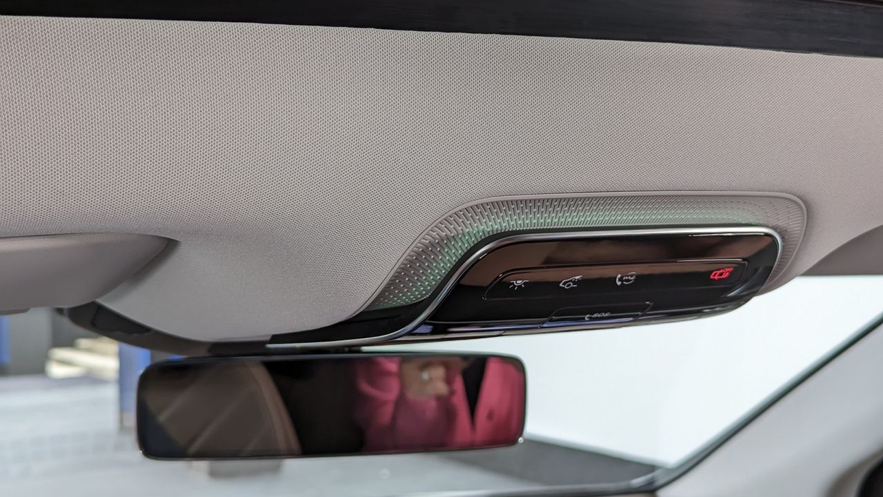 Apple Music with Dolby Atmos in the Mercedes EQE SUV
