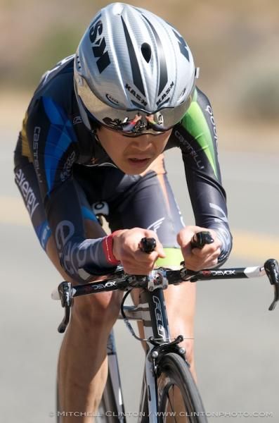 Chris Hong (Team Exergy) holds on for dear life in the wind.