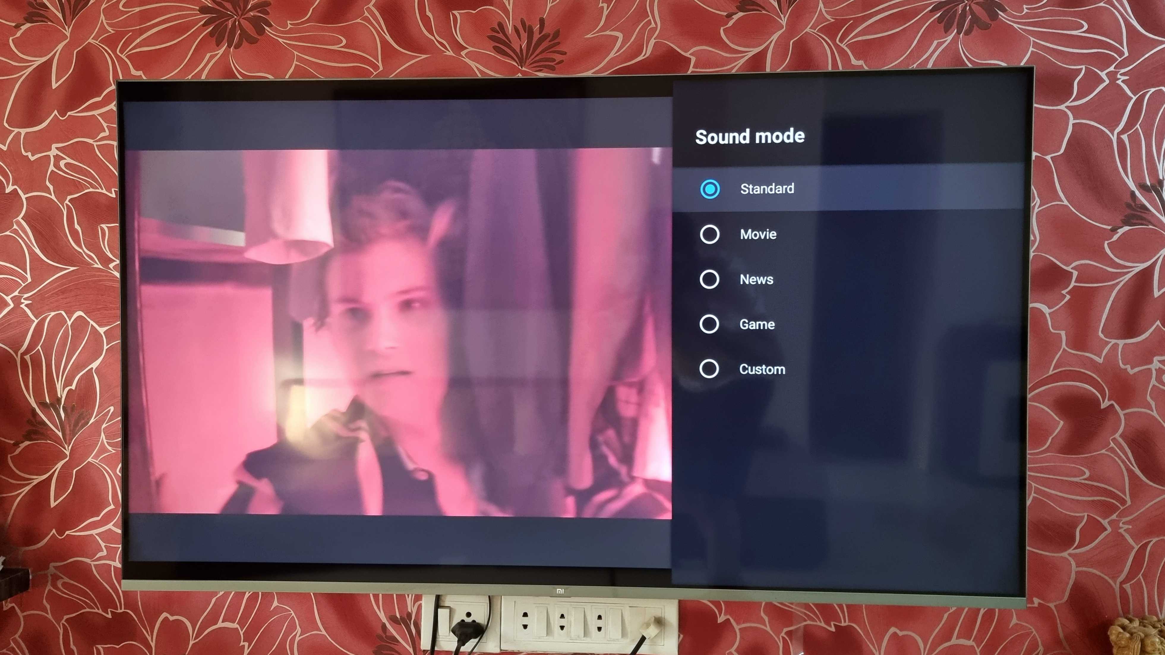 Xiaomi Mi QLED TV