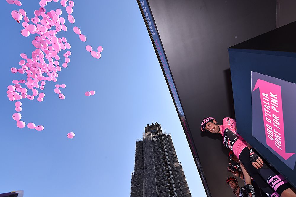 Pink balloons!