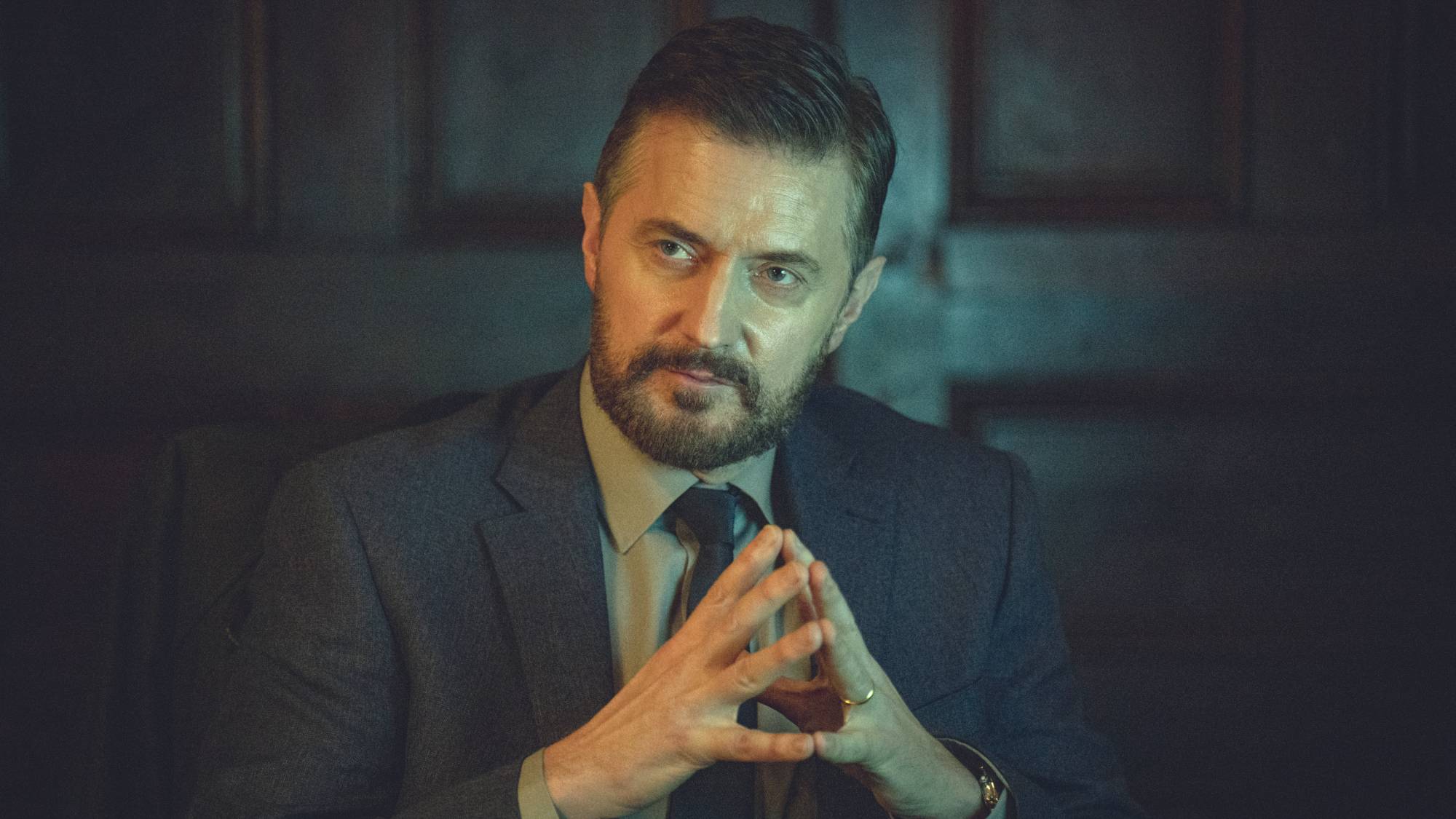 Richard Armitage dans le rôle de l'inspecteur-détective en chef Ellis Stagger dans 