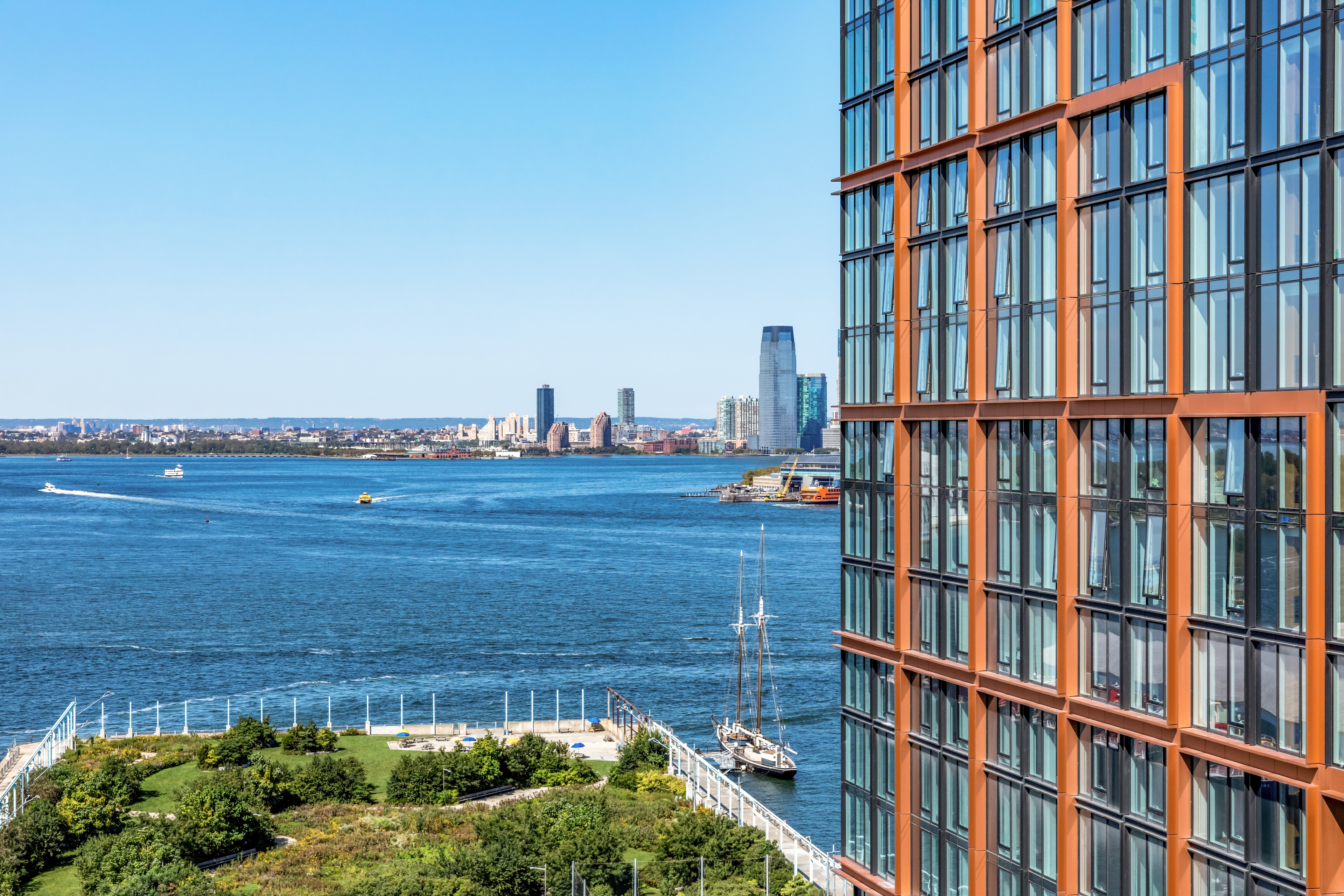 Marmol Radziner - One Manhattan West Flex Offices