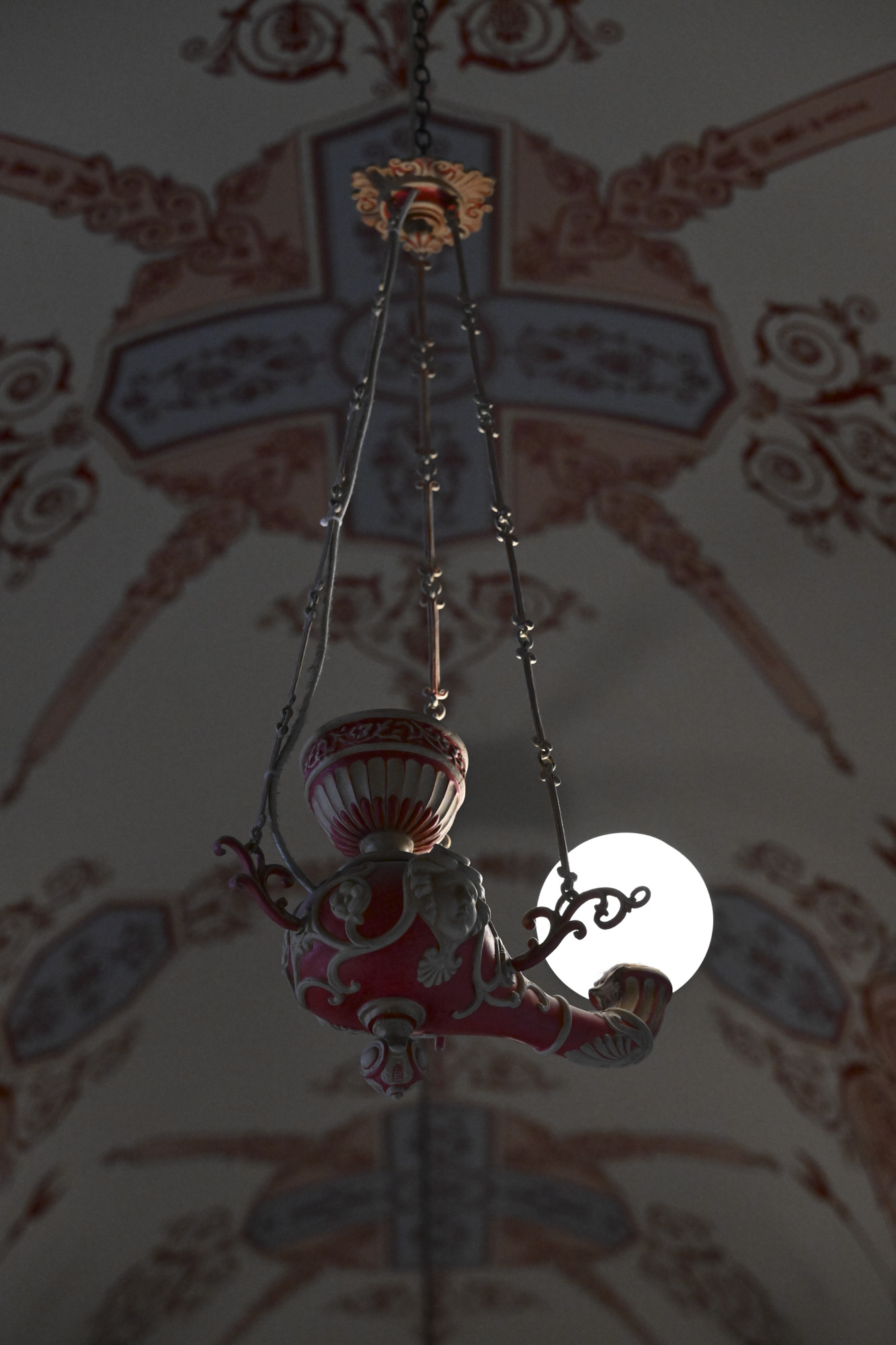 Interior ornate ceiling in low light with Nikon Z8 at ISO 8000