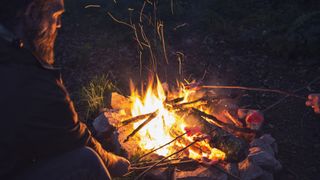 how to store firewood: campfire cooking