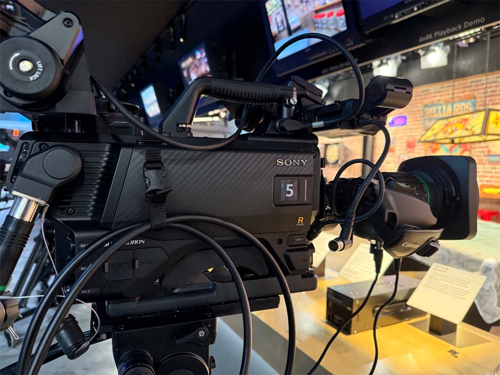 Sony&amp;rsquo;s HDC-5500R 4K camera system features simultaneous HDR and SDR shooting.