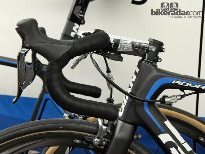 Traditional-bend bars for John Degenkolb (Giant-Shimano)